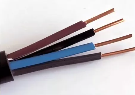 Hvilke isolasjonsmaterialer brukes i plastisolerte kontrollkabler?